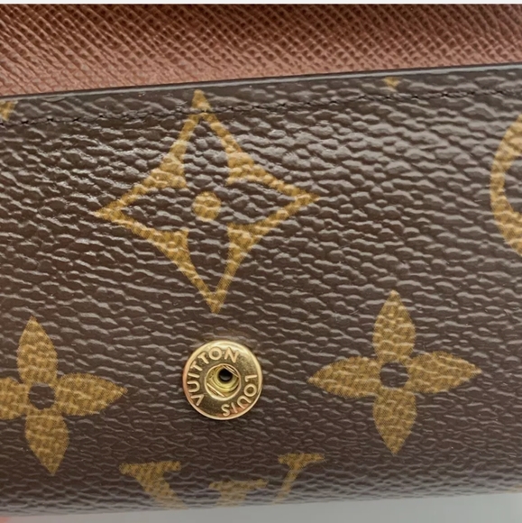 LV 4 ring key chain - Picture 10 of 16